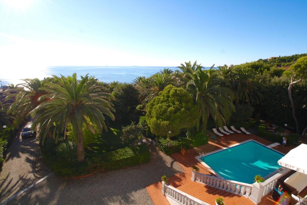 Villa Paradiso Castiglioncello Bagian luar foto